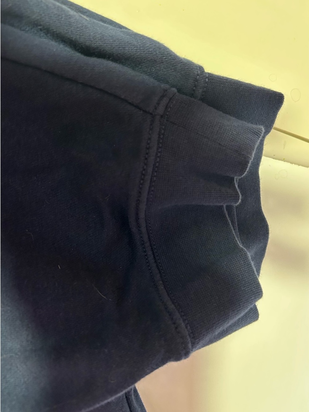 Nike Sportswear Club Fleece joggers in a navy blue colorway. - Picture 4 of 4